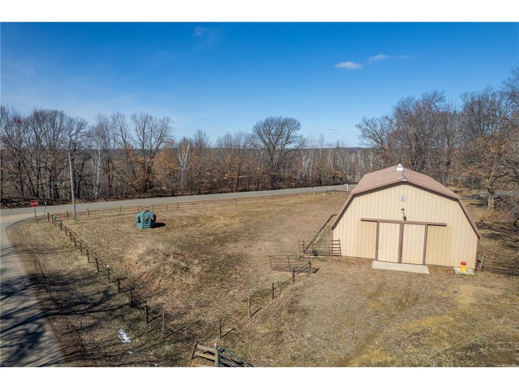 368 280th Street East Farmington WI 54020 7039717 image49
