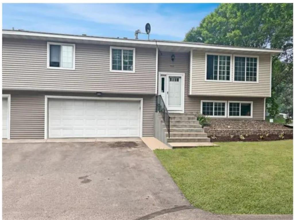 368 97th Lane NE Blaine MN 55434 6414761 image1