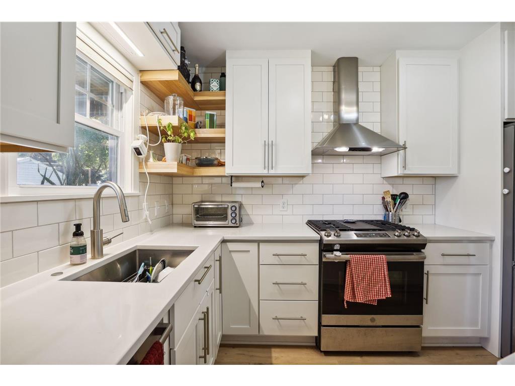 368 Bay Street Saint Paul MN 55102 6345773 image1