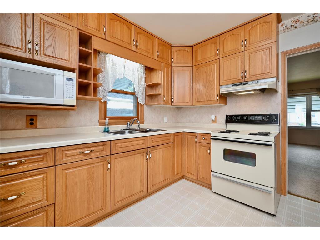 368 W Sarnia Street Winona MN 55987 7090656 image6
