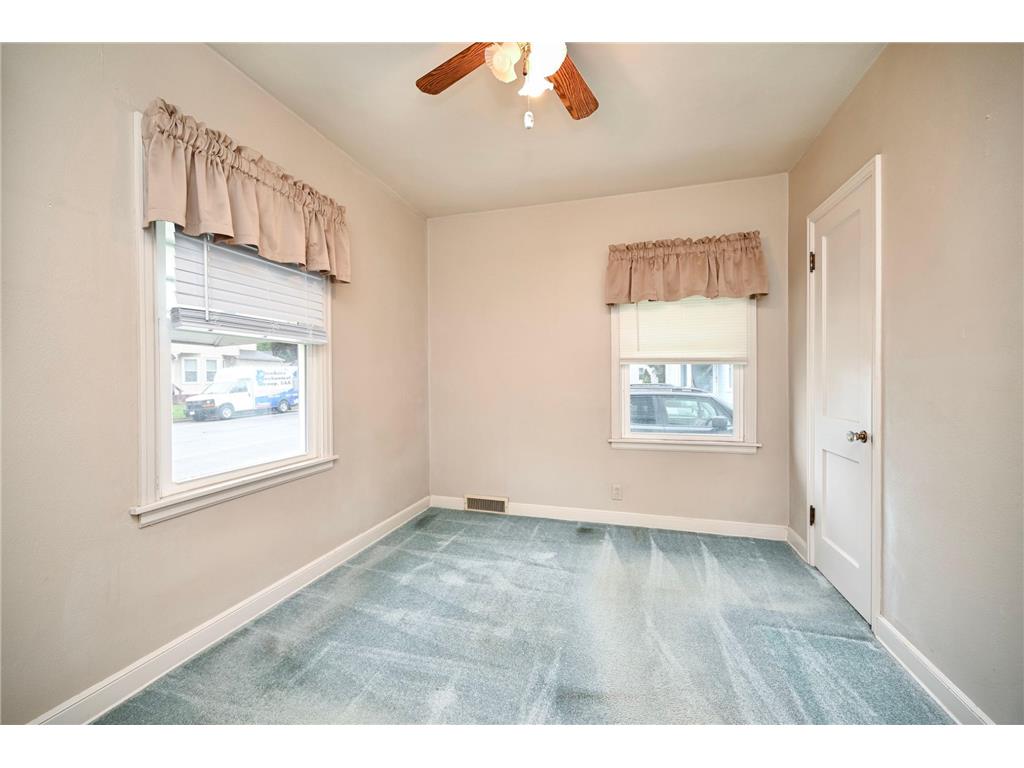 368 W Sarnia Street Winona MN 55987 7090656 image8
