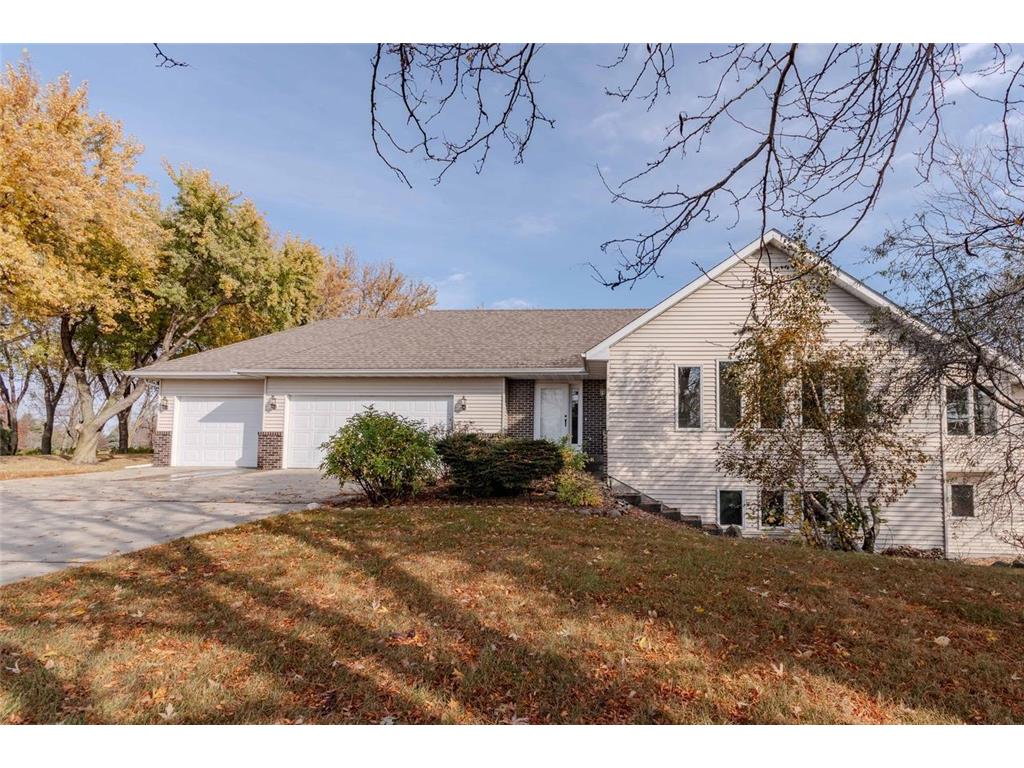 36800 Knoll Drive Waseca MN 56093 6623933 image1