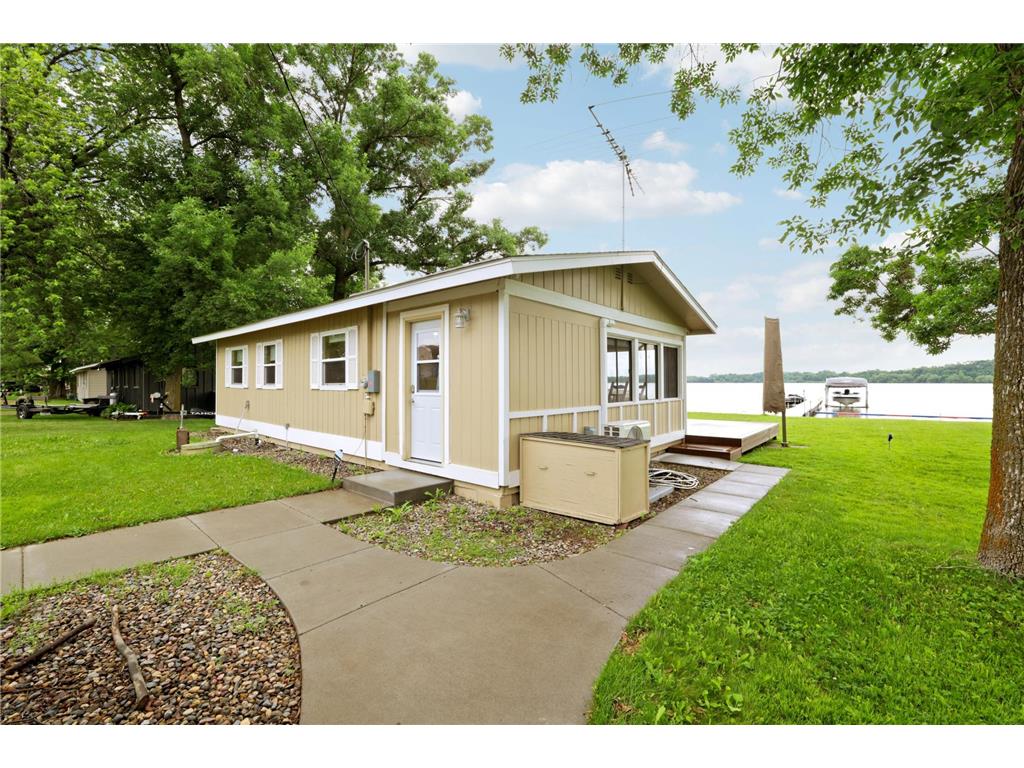 3682 Norris Avenue NW Annandale MN 55302 - French 7097607 image4
