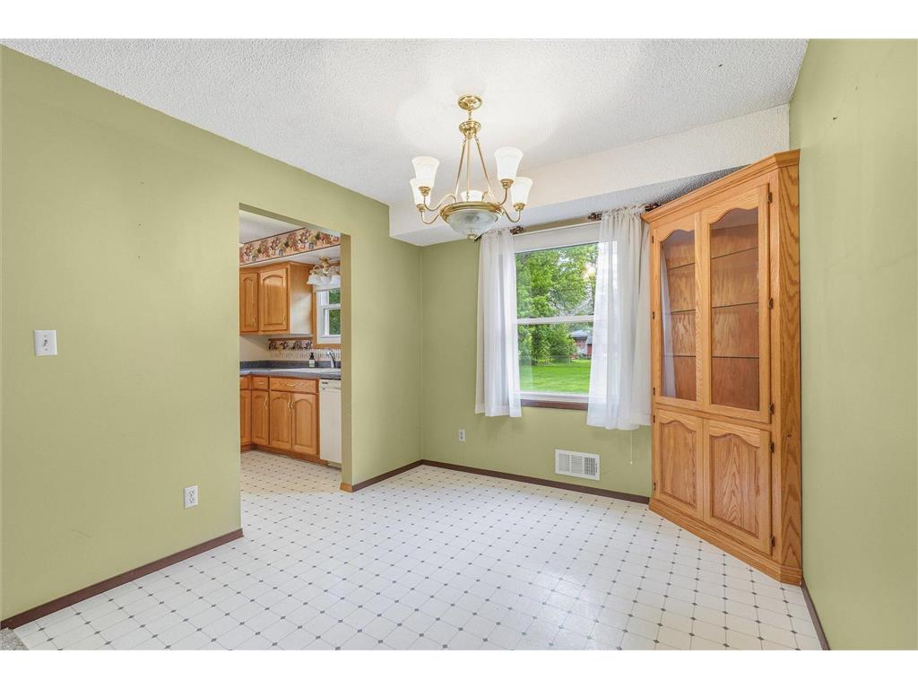 3687 Arcade Street N Vadnais Heights MN 55127 7086959 image10