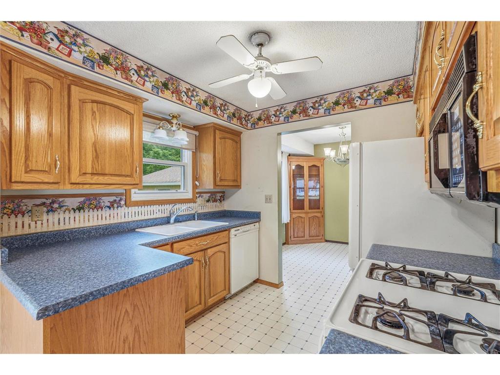3687 Arcade Street N Vadnais Heights MN 55127 7086959 image14