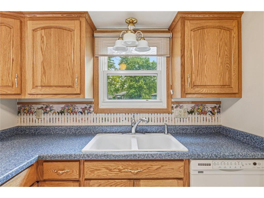 3687 Arcade Street N Vadnais Heights MN 55127 7086959 image15