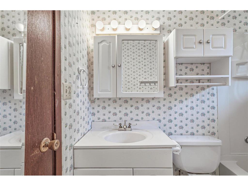 3687 Arcade Street N Vadnais Heights MN 55127 7086959 image18