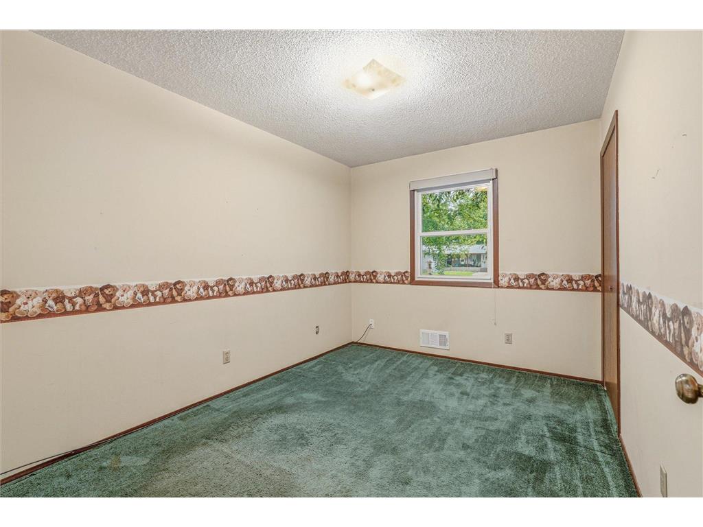 3687 Arcade Street N Vadnais Heights MN 55127 7086959 image22