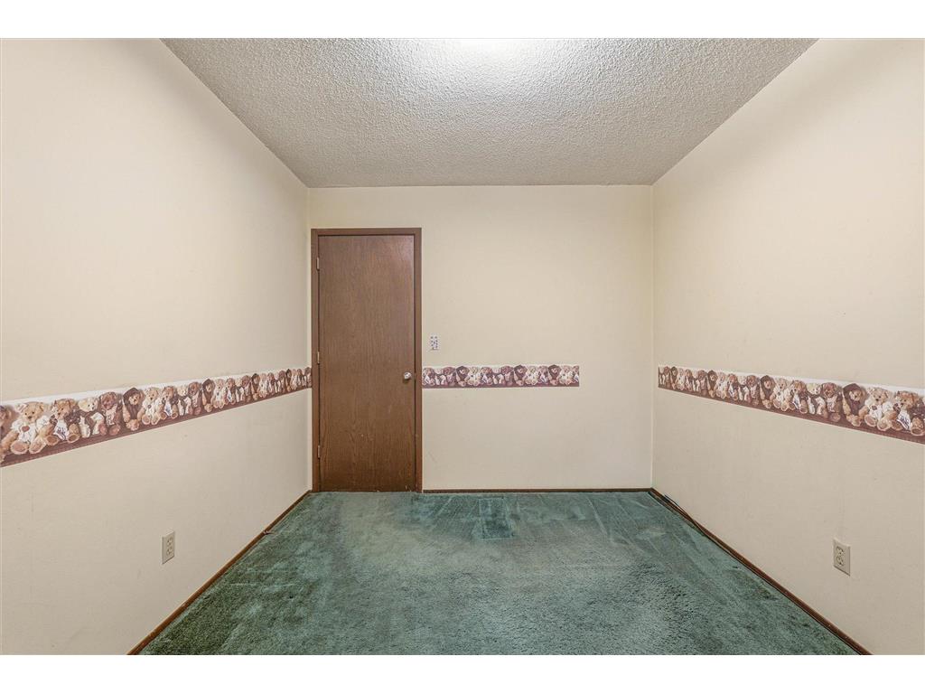3687 Arcade Street N Vadnais Heights MN 55127 7086959 image24