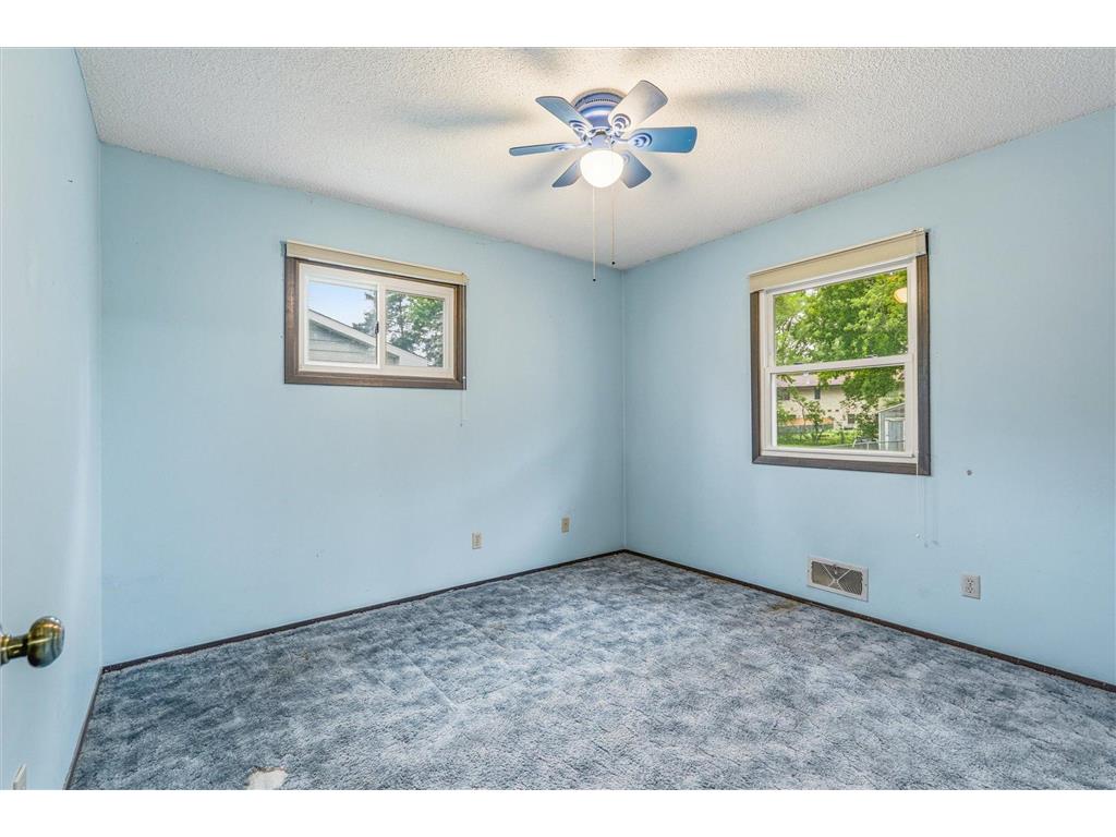 3687 Arcade Street N Vadnais Heights MN 55127 7086959 image25