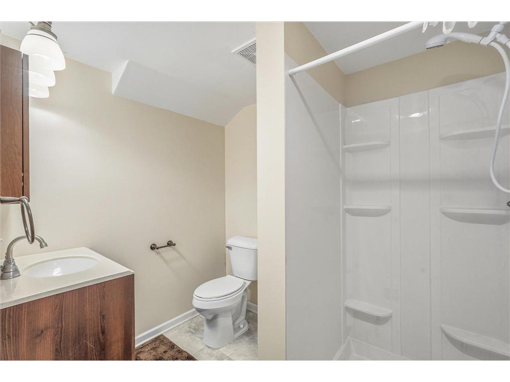 3687 Arcade Street N Vadnais Heights MN 55127 7086959 image35