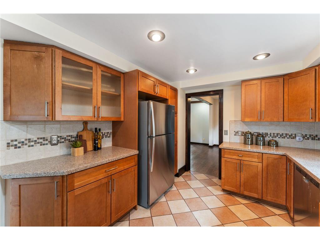 369 View Street Saint Paul MN 55102 7071249 image10
