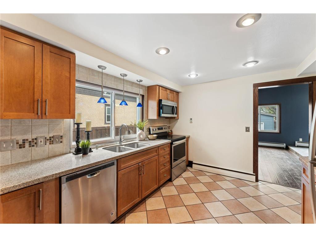 369 View Street Saint Paul MN 55102 7071249 image11