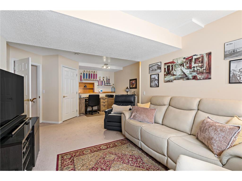 3690 Commonwealth Road Woodbury MN 55125 7051236 image15