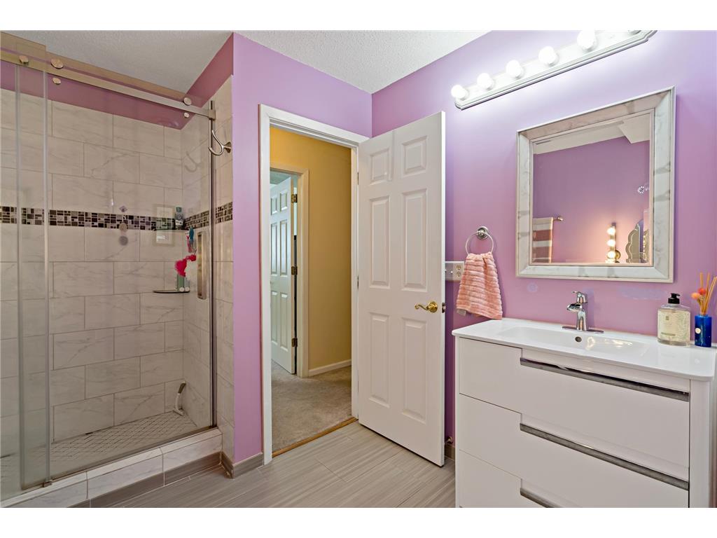 3690 Commonwealth Road Woodbury MN 55125 7051236 image18