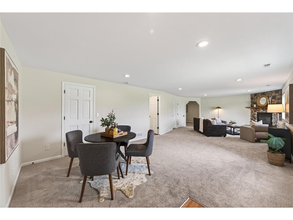 36921 Elk Avenue North Branch MN 55056 7064939 image34