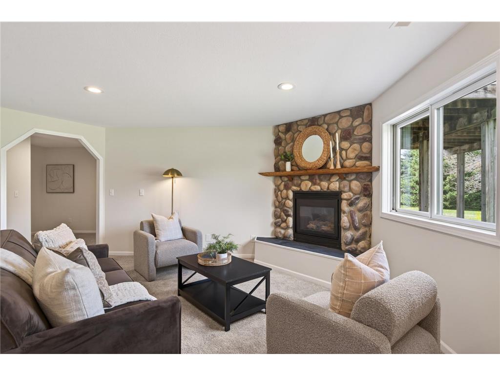 36921 Elk Avenue North Branch MN 55056 7064939 image9