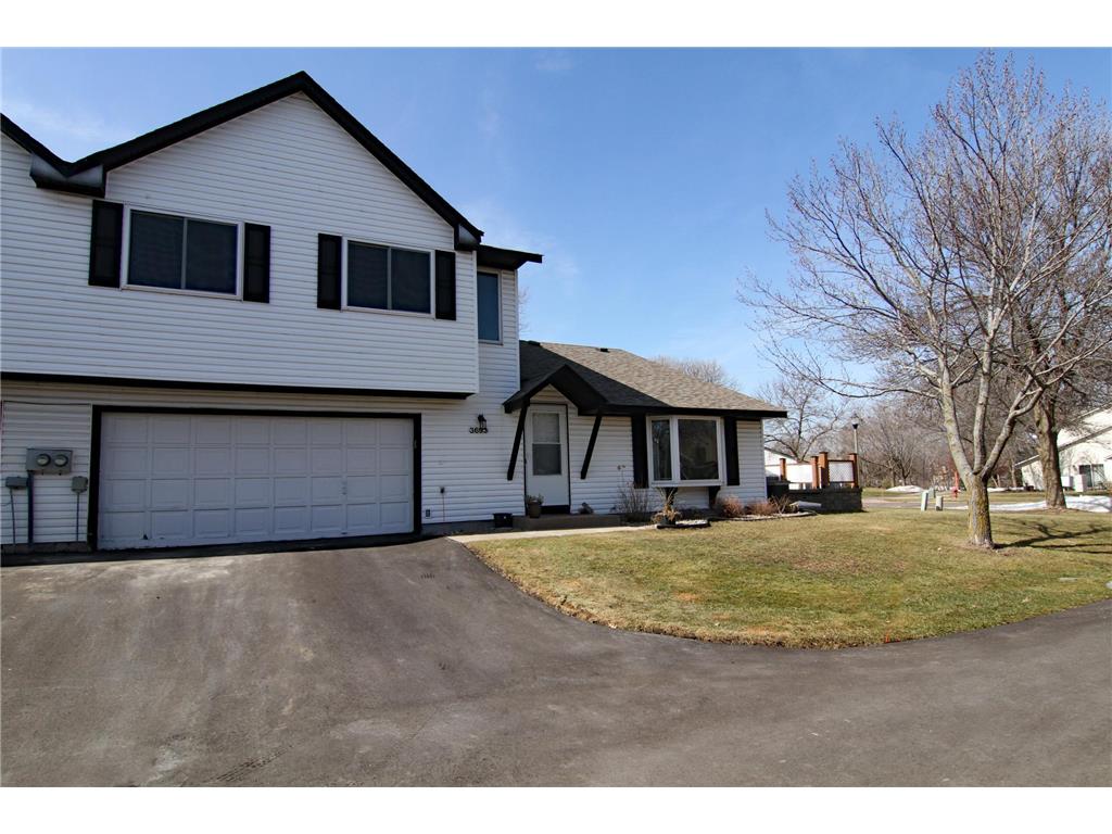 3693 Gershwin Lane N, Oakdale, MN, 55128 MLS 6167345 Edina Realty