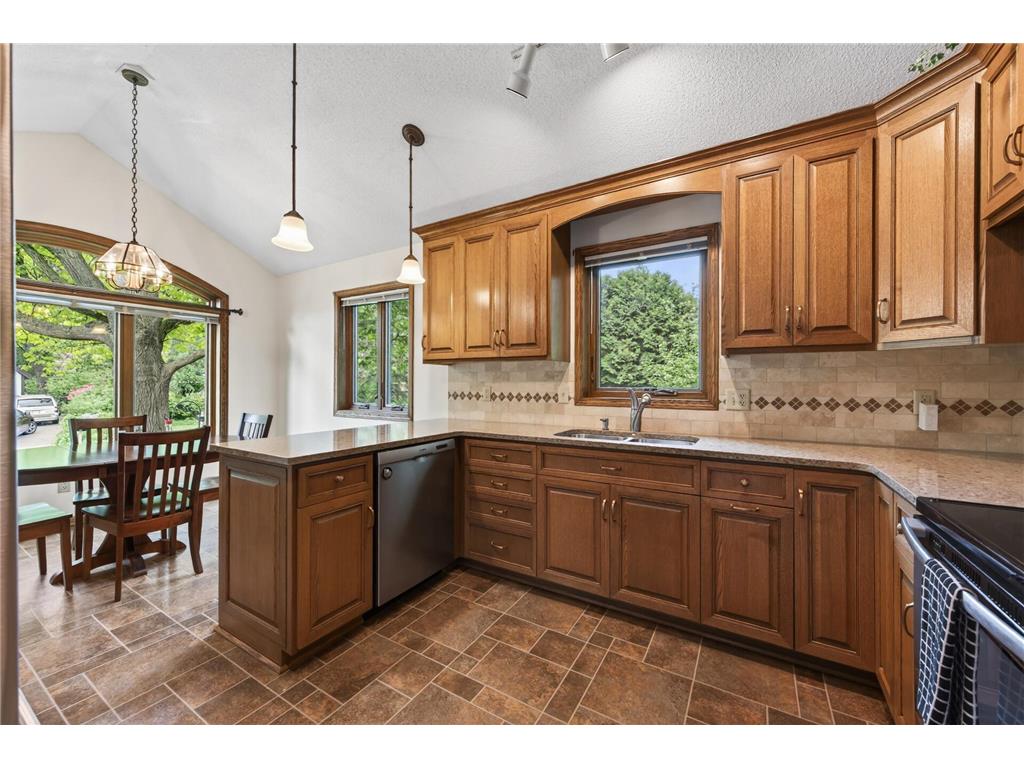 3694 Windtree Drive Eagan MN 55123 7074177 image9