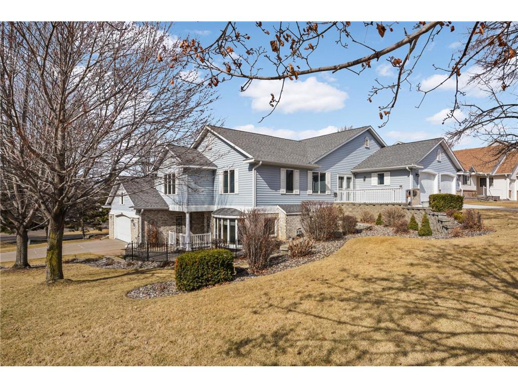 3695 Oxford Drive Woodbury MN 55125 6687210 image1