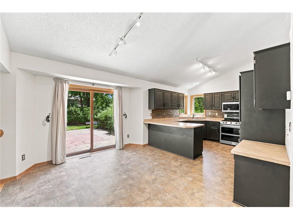 3698 Willbrook Court Eagan MN 55123 7094958 image6