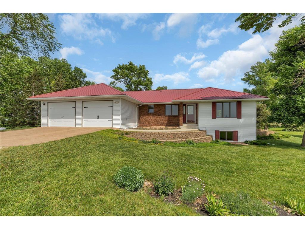 3699 45th Avenue SW Willmar MN 56201 6381006 image1