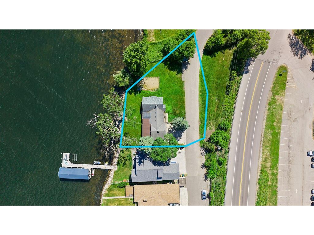 36XX N Shore Drive Orono MN 55391 - Lake Minnetonka 7085324 image1