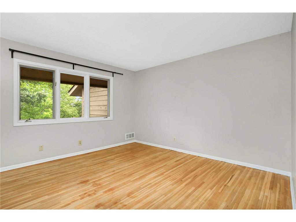 37 Birnamwood Drive Burnsville MN 55337 6824278 image21