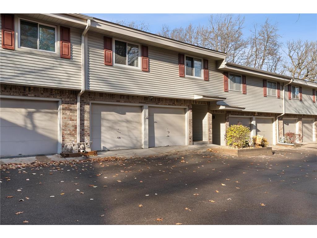 37 Garden Drive Burnsville MN 55337 6446804 image1