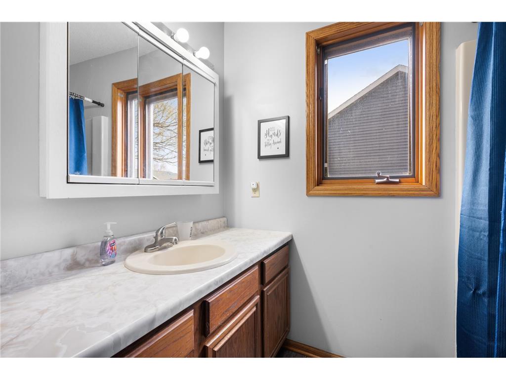 370 7th Street SW Plainview MN 55964 7010742 image11