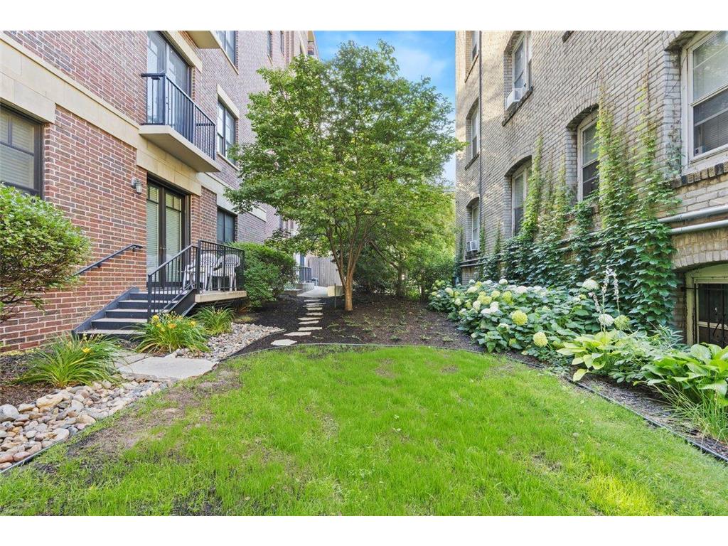 370 Marshall Avenue #102 Saint Paul MN 55102 7109338 image13