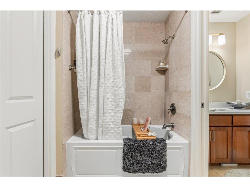 370 Marshall Avenue #102 Saint Paul MN 55102 7109338 image18