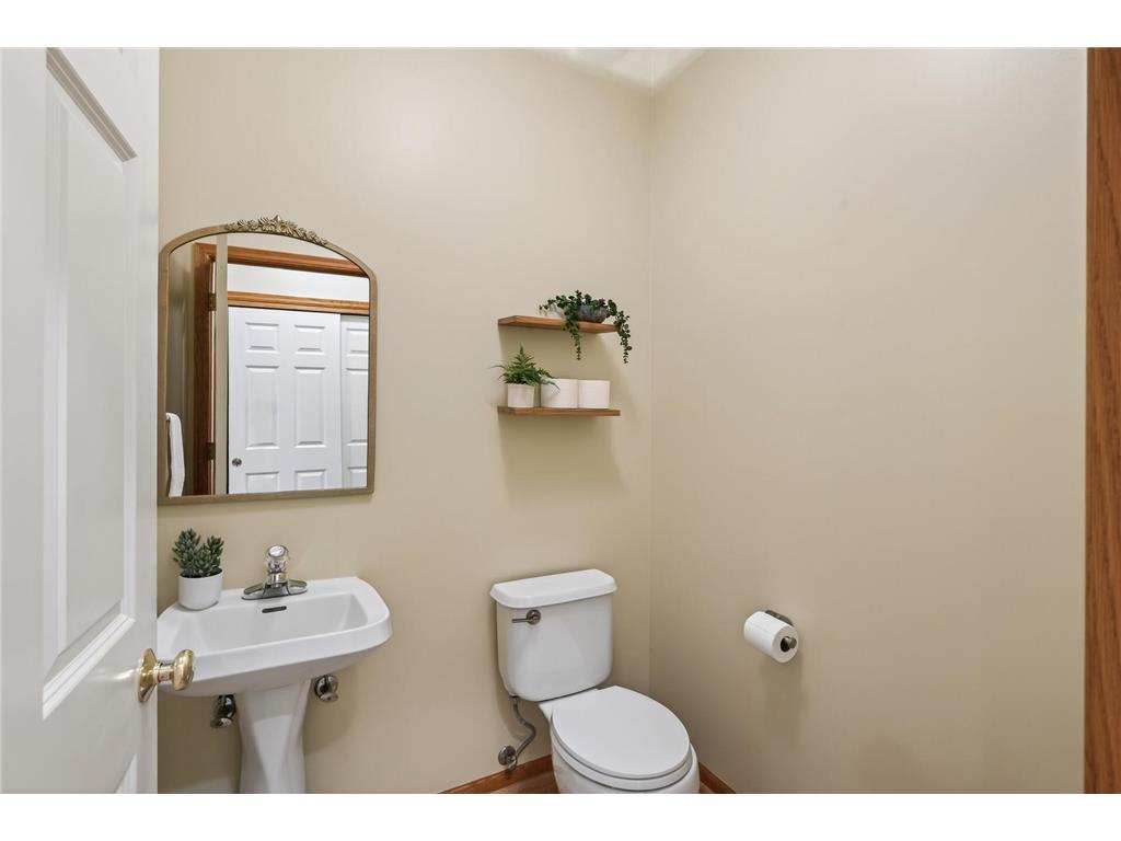 370 Mendota Road W West Saint Paul MN 55118 7068961 image20