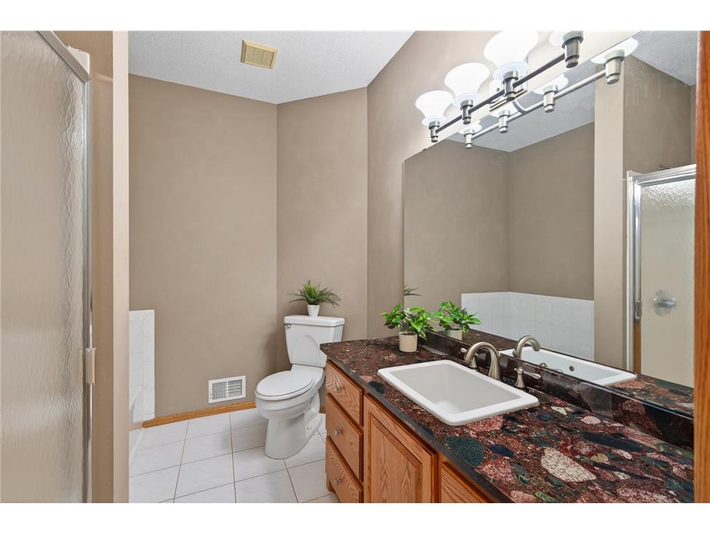 370 Mendota Road W West Saint Paul MN 55118 7068961 image37