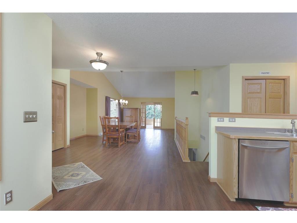 370 Pike Court, Winsted, MN, 55395 MLS 6500716 Edina Realty