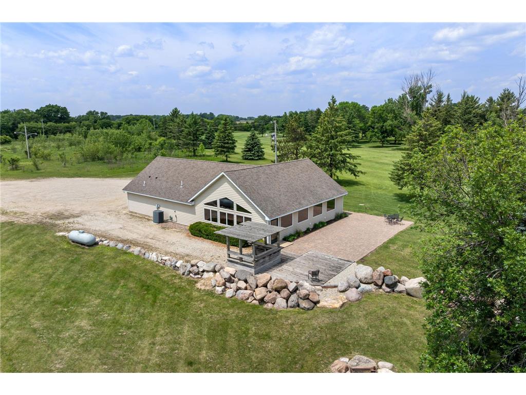 3700 11th Place NE Lansing Twp MN 55912 7092422 image1
