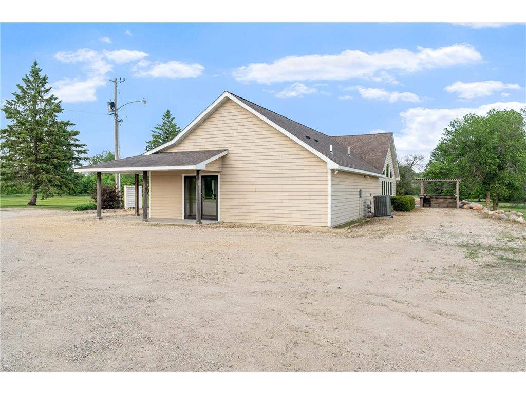 3700 11th Place NE Lansing Twp MN 55912 7092422 image14