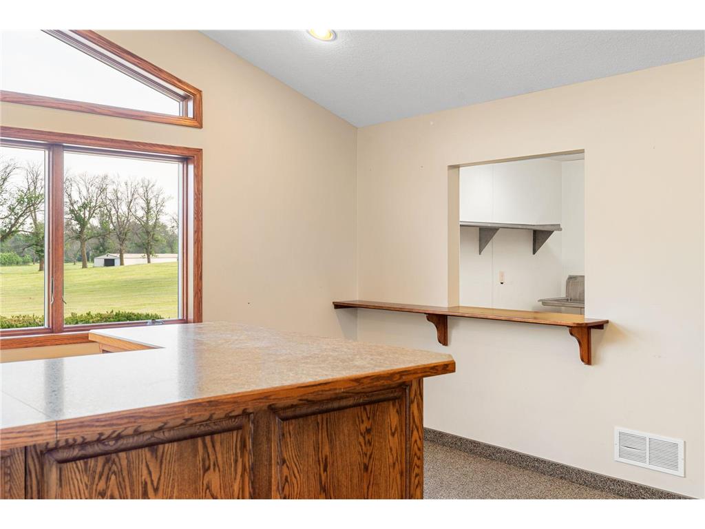 3700 11th Place NE Lansing Twp MN 55912 7092422 image25