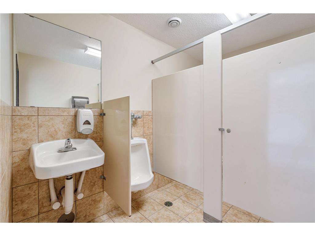 3700 11th Place NE Lansing Twp MN 55912 7092422 image30