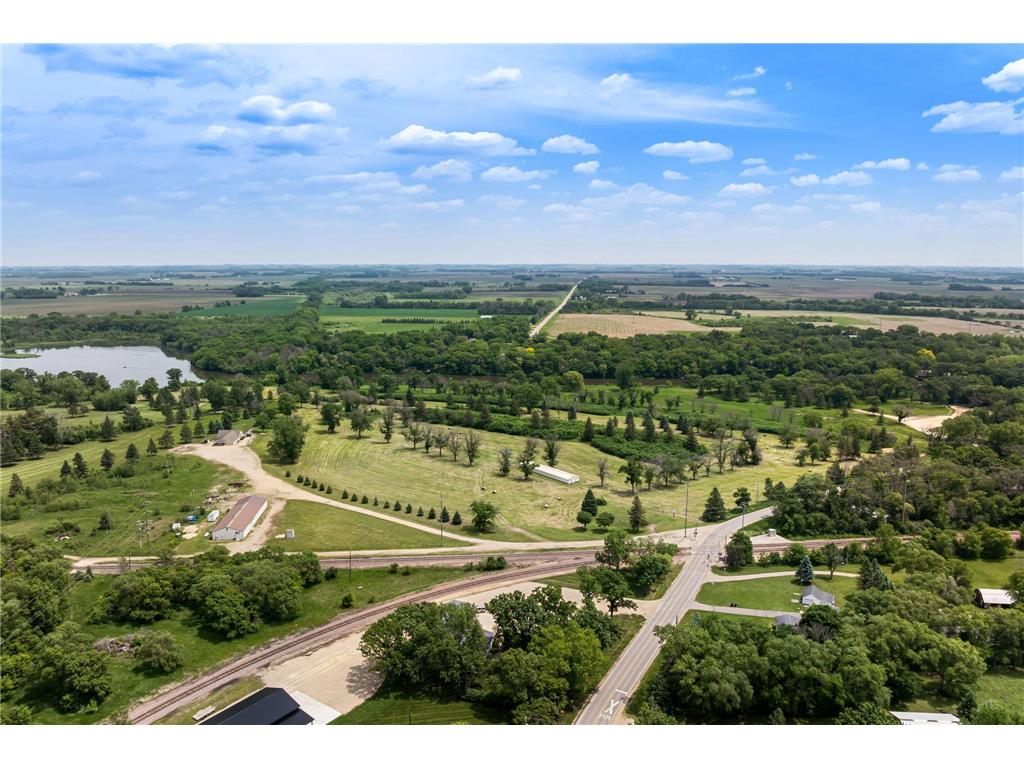 3700 11th Place NE Lansing Twp MN 55912 7092422 image43