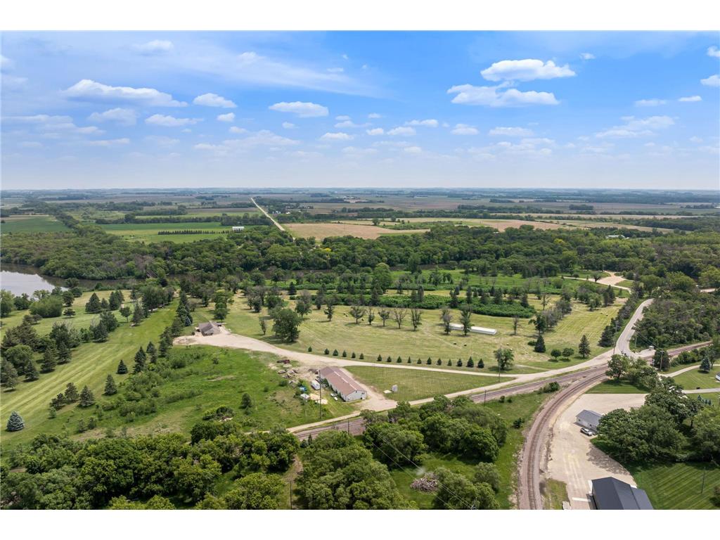 3700 11th Place NE Lansing Twp MN 55912 7092422 image44