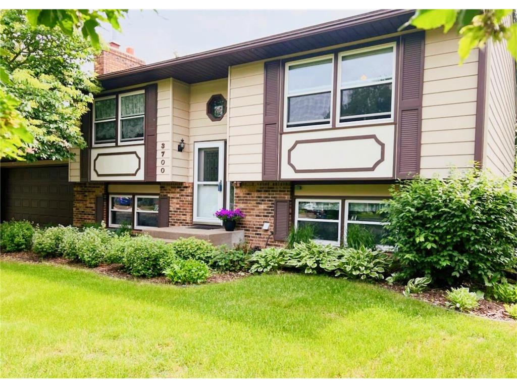 3700 Chatham Circle, Arden Hills, MN, 55112 MLS 6214706 Edina Realty