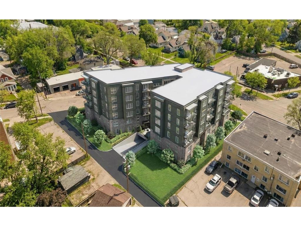 3700 Minnehaha Avenue Minneapolis MN 55406 6826437 image4