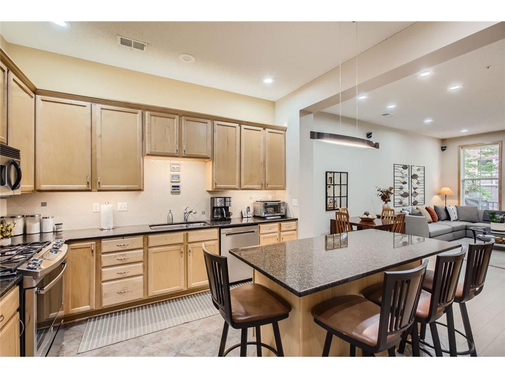 3700 Wooddale Avenue S #12 Saint Louis Park MN 55416 6575592 image1