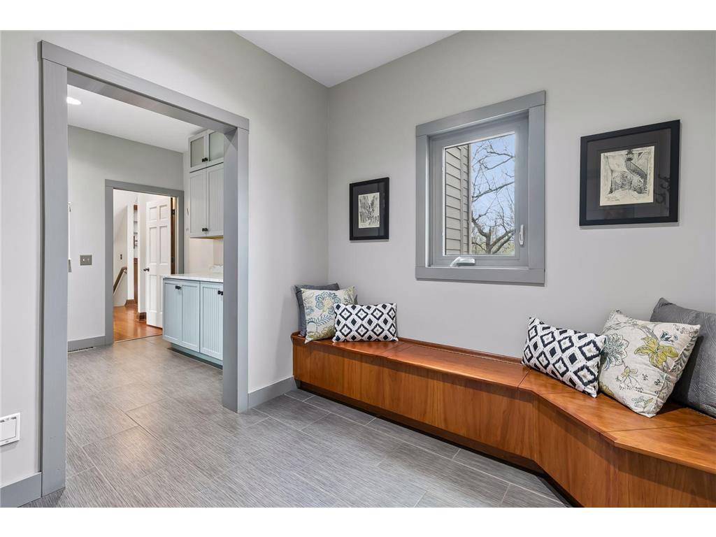 3701 Blackhawk Road Eagan MN 55122 7054900 image25