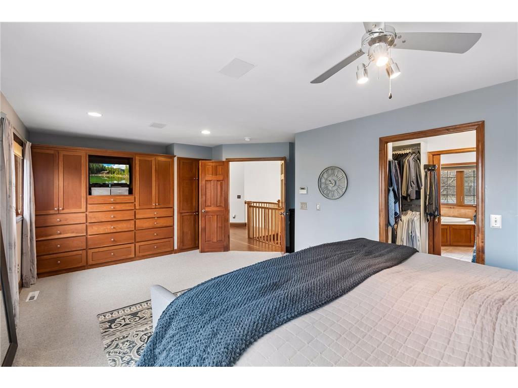 3701 Blackhawk Road Eagan MN 55122 7054900 image28
