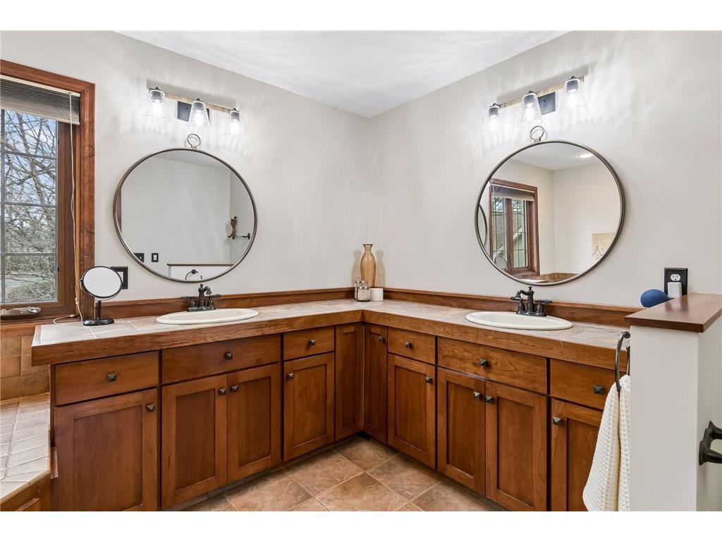 3701 Blackhawk Road Eagan MN 55122 7054900 image30