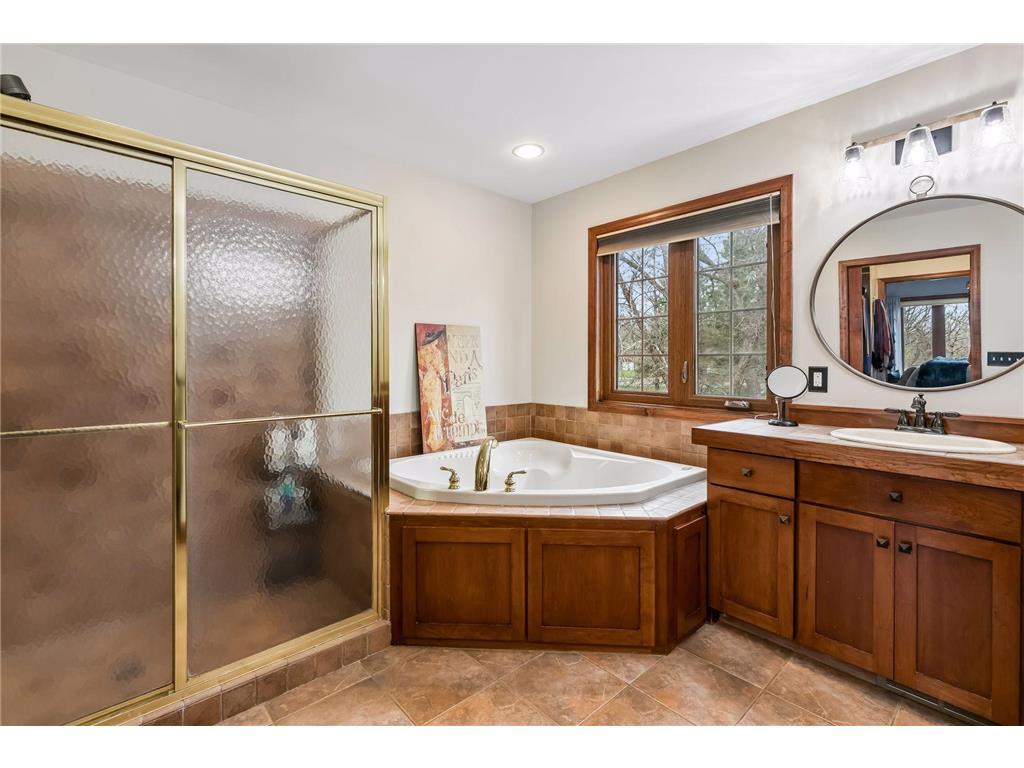 3701 Blackhawk Road Eagan MN 55122 7054900 image31