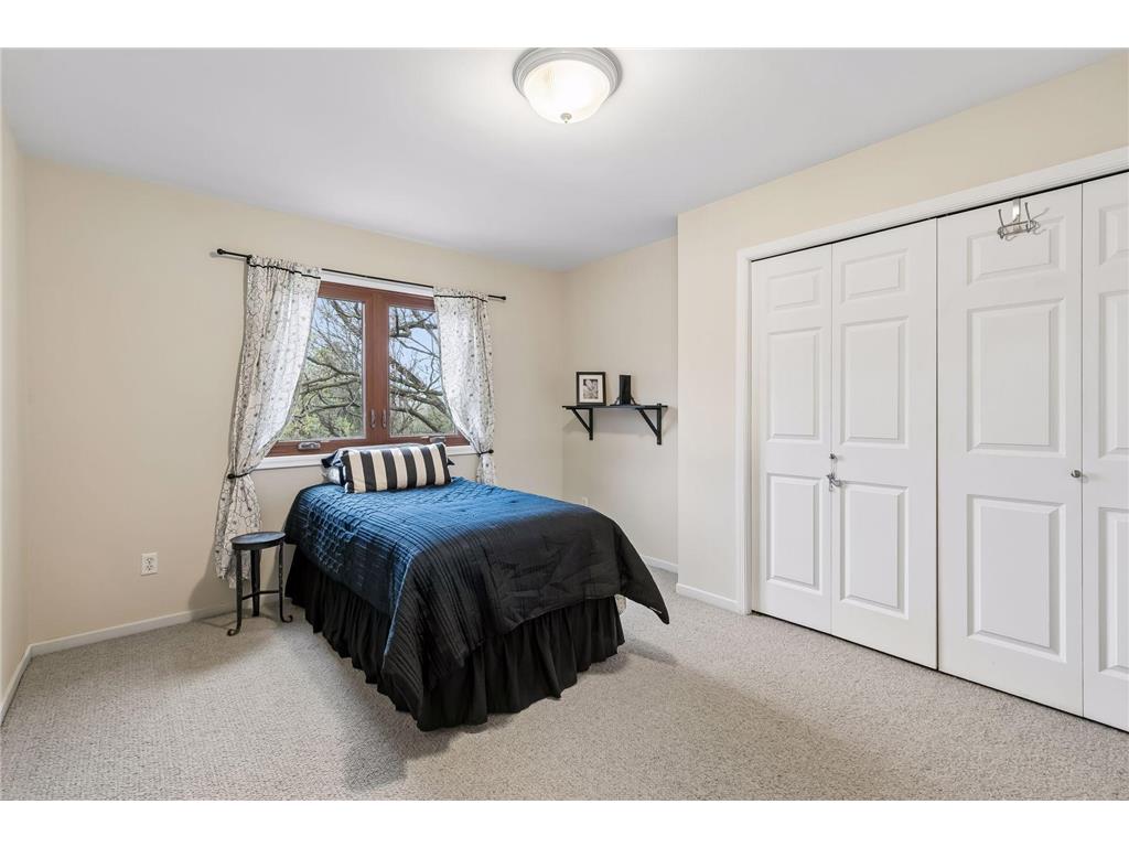 3701 Blackhawk Road Eagan MN 55122 7054900 image33