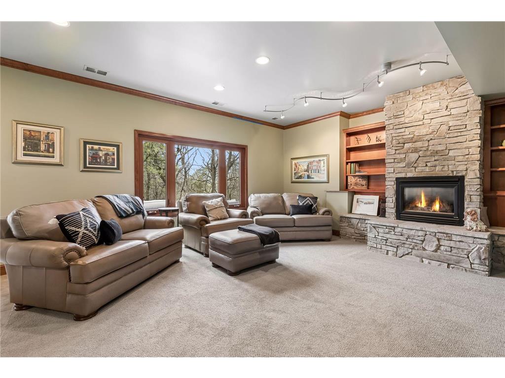 3701 Blackhawk Road Eagan MN 55122 7054900 image39